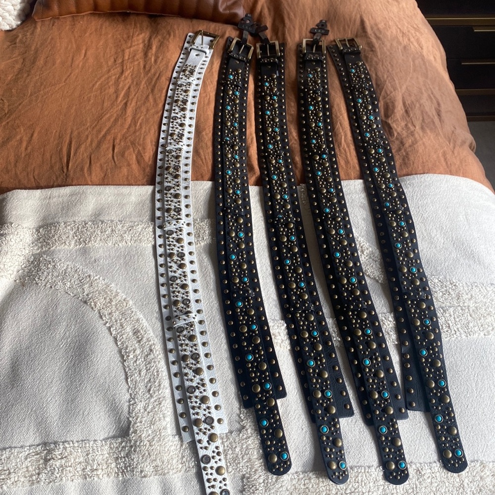 Women’s Size M Two Piece Studded Belt